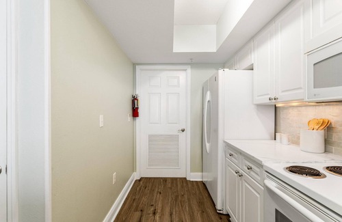 Panama City Beach Condo | Gulf-Front 2 Bed, 2 Bath Sleeps 8 Amenity-Packed Beach Chair Service for 2