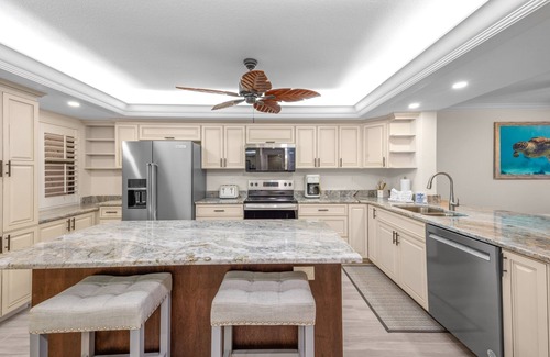 Sanibel Condo | Gulf-Front Ground Floor Suite -3 Bedroom- Direct Access