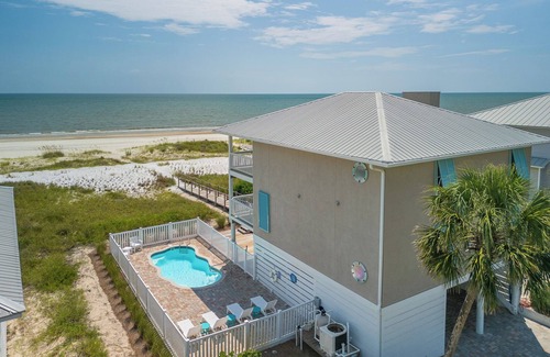 Port St. Joe House | Gulf-front, private pool, pets welcome!