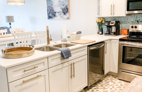 Miramar Beach Condo | Gulf Front view! Newly renovated, Gorgeous fixtures, Free beach service, Destin