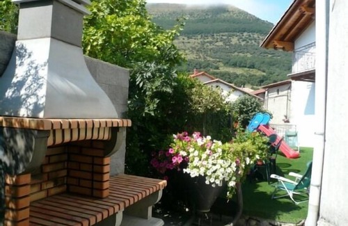 Ollo Cottage | Gure Txokoa cottage for 8 people