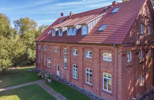 Sassnitz Apartment | Gutshof Dubnitz - Ferienwohnung 1 "Carlo"