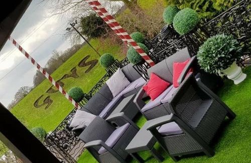 Bilsborrow Hotel | Guy's Thatched Hamlet
