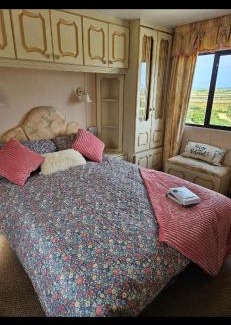 Beaumaris Other | Gwel y mynydd Caravan