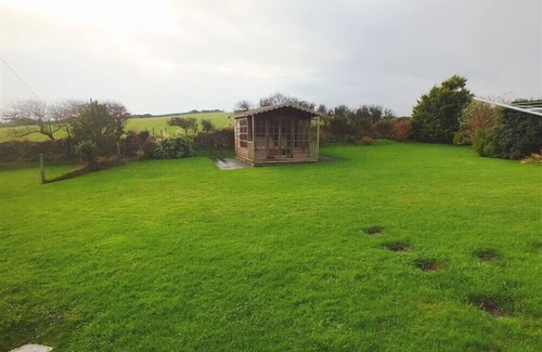 Trefasser Cottage | GWNDWN GWYN, family friendly, character holiday cottage in Goodwick
