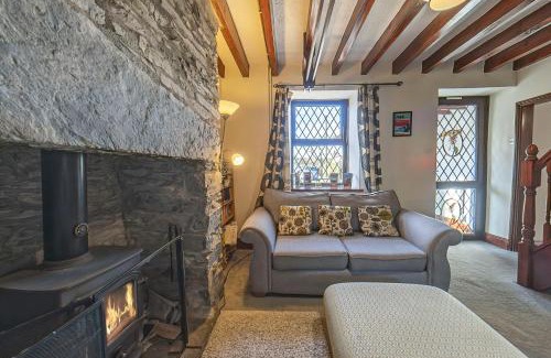 Cwmtirmynach House | Gwynfryn