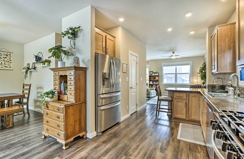 Gypsum House | Gypsum Home w/Patio: Between Glenwood & Vail