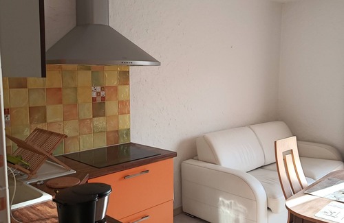 Embrun Apartment | Hébergement Proche Plan D'eau Nombreuses Activités Aquatiques