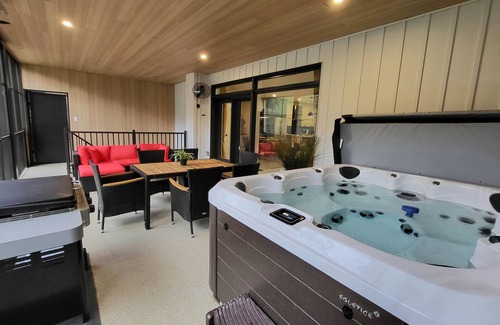 Orford Apartment | Hôtel à la maison - Havre en montagne & spa privé