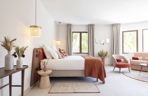 Cabries Hotel | Hôtel et Restaurant La Bastide Bourrelly – Mathias Dandine
