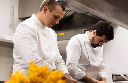 Cabries Hotel | Hôtel et Restaurant La Bastide Bourrelly – Mathias Dandine