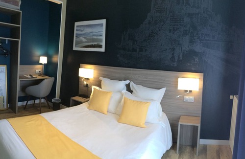 Le Val-Saint-Pere Hotel | Hôtel Les 13 Assiettes