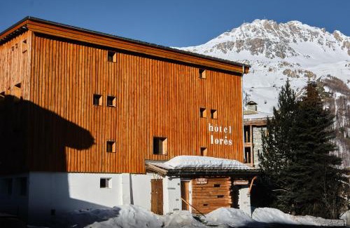 Val-d'Isere Hotel | Hôtel les Lorès