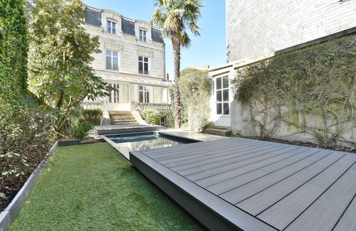 Cholet House | Hôtel particulier en hypercentre avec piscine
