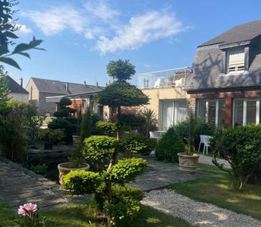 Pontorson Hotel | Hôtel Victor Hugo