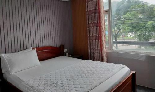 Binh Chanh Hotel | Hải Quỳnh Hotel