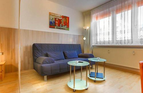 Greifswald City Centre Apartment | H&H Apartment im Herzen der Stadt Nr 29-Henning mit Balkon