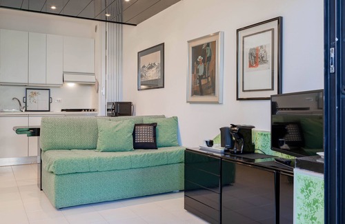 Sanremo Apartment | 𝐇11 [Jade Green] Pool - Tennis - Parking