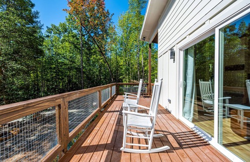 Bynum Cabin | H2O Oasis Tree House