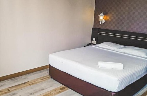 Tanjung Balai Karimun Hotel | H3 Hotel