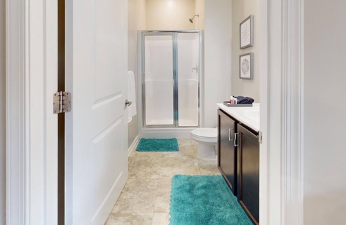Norfolk Apartment | H4N Watermark - 3 Bed Apartment in Norfolk