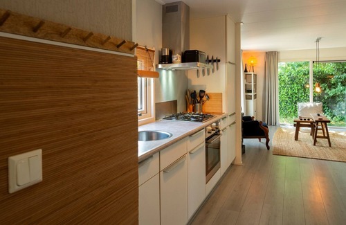 Ouddorp Ski Chalet | Haayse Bos 21 spacious chalet near the Northsea
