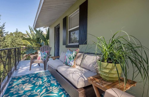 New Suburb Beautiful Apartment | Habana Guest House-Second Floor