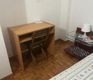 Figueres Apartment | Habitación doble privada en figueres
