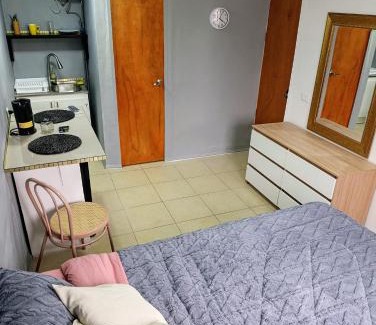 Cavancha Apartment | Habitación Studio con baño privado