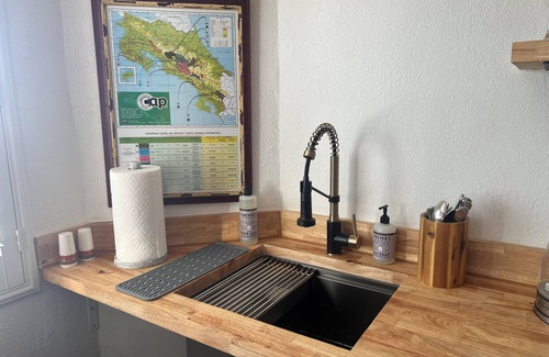 North Ridge House | Hacienda 6 Palms Olive Ranch - Private 1 Bedroom Apartment on Mountain Top!