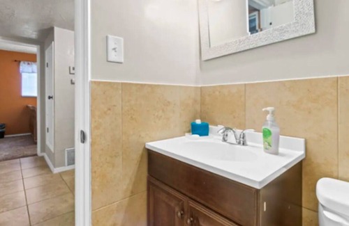 El Paso House | Hacienda El Paso | 4 BR 2 BA | 5 min to Fort Bliss