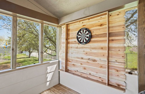 Hackberry House | Hackberry Paradise: Fishing Oasis