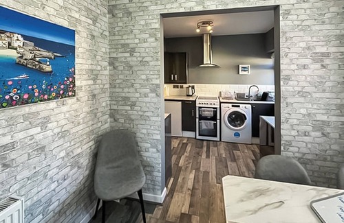 Prestatyn Cottage | Hafan Traeth - Beach Haven