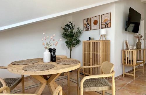 Neustadt in Holstein Apartment | HAFENROMANTIK - Wohnen mit Charme im Herzen von Neustadt mit Blick auf das Binnenwasser