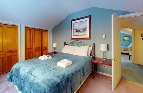 Bridgewater Corners House | Hakuna Matata - 10 Minutes to Killington Lifts