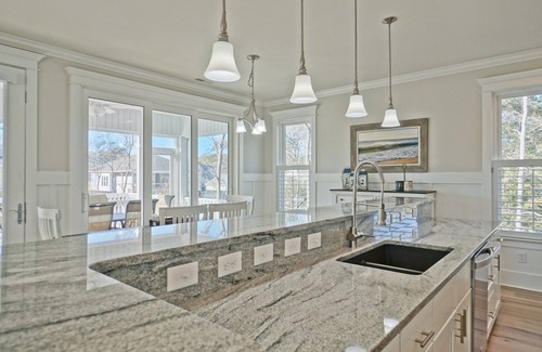 Yaupon Beach House | Halcyon Daze/104 SE 70th Street - Coastal Vacation Resorts
