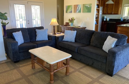 Keaau House | Hale Kai Nalu- Oceanfront Luxury Home W/Pool & Spa- Hilo-Side