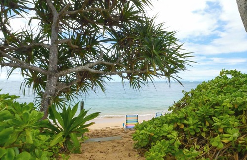 Punaluu House | Hale Kekana, Beachfront Estate