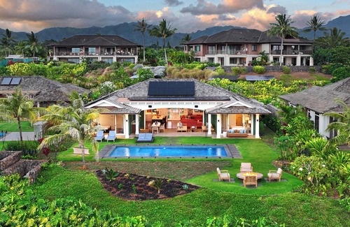 Poipu House | Hale Leilani: Plantation Villa w/Ocean View, Pool