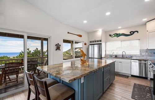 Kona Palisades House | HALE LIO KAI: GORGEOUS HOME WITH POOL, HOT TUB & STUNNING OCEAN/SUNSET VIEWS