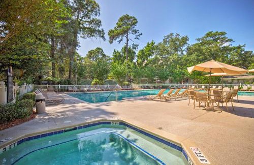Folly Field Apartment | Half-Mi to Beach Hilton Head Condo with Lagoon View
