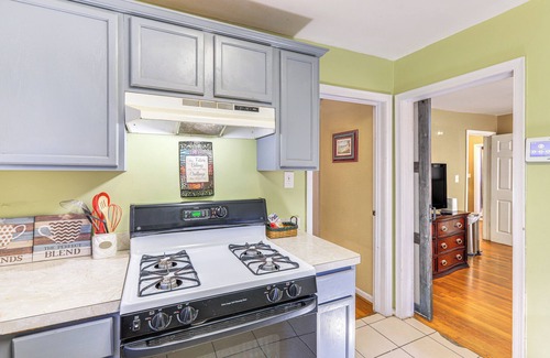 Atlanta House | Half-Mi to Pool & Golf: Atlanta Home w/Veranda!