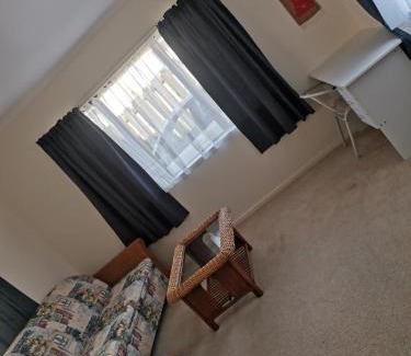 Bucklands Beach House | Half Moon Bay Ensuite room