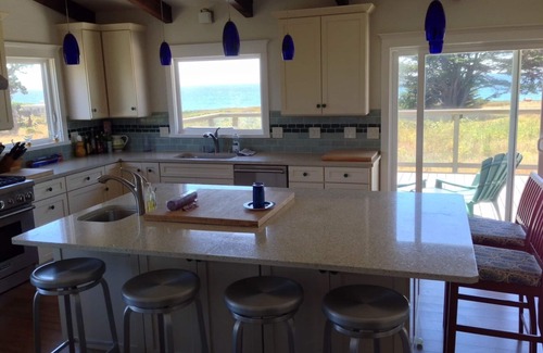 El Granada House | Half Moon Bay - Expansive Ocean Views