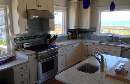 El Granada House | Half Moon Bay - Expansive Ocean Views