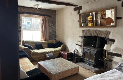 Hay on Wye Apartment | Half Moon House