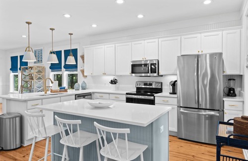 Laurel Grove House | Halloween Available* Charming Home With Six Seat Golf Cart*Patio With Grill*Tram