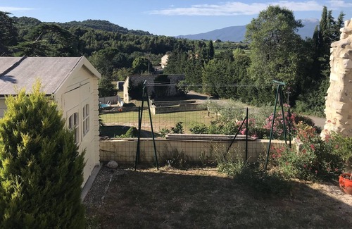 Methamis House | Hamlet house with garden overlooking the Ventoux