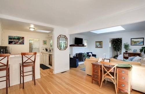 Montecito House | Hammonds Beach Haven w/Yard, Deck & Sunroom-Walk to the beach, 1 block to Rosewood Miramar!