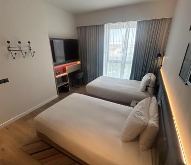 El Port Hotel | Hampton By Hilton Barcelona Fira Gran Via
